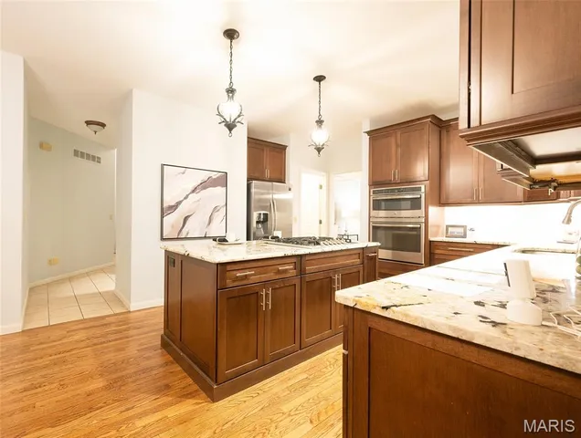 $749,000 | 17651 Westhampton Woods Drive, Wildwood, MO 63005