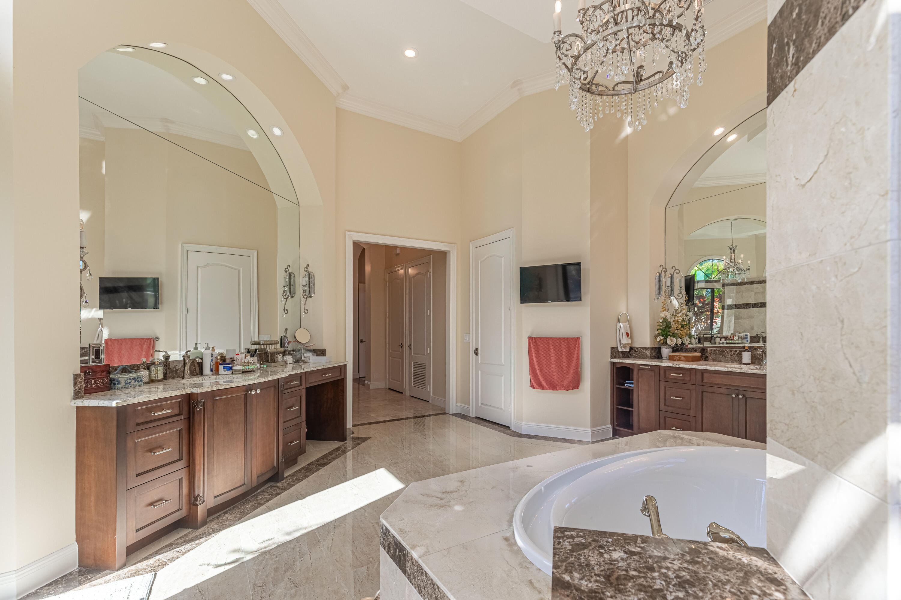 2943 B Road Loxahatchee Groves, FL 33470 - Photo 30 of 88 Master Bedroom-Bathroom-B