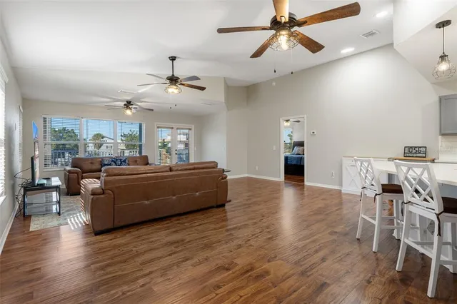 $569,900 | 3209 Rose Arbor Drive, Hernando Beach, FL 34607