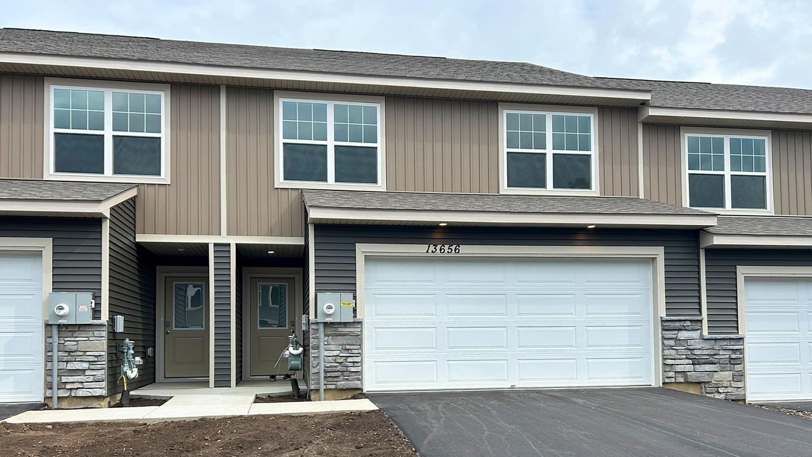 13656 Kaylemore Trail Rosemount, MN 55068 - Photo 1 of 64