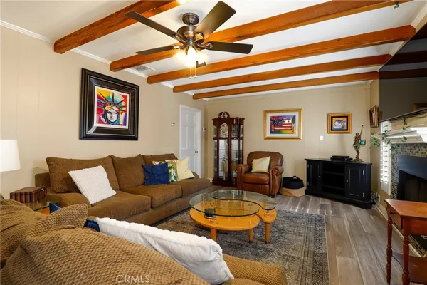 $950,000 | 6475 Turnergrove Drive, Lakewood, CA 90713