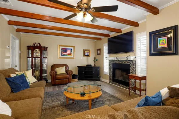 $950,000 | 6475 Turnergrove Drive, Lakewood, CA 90713