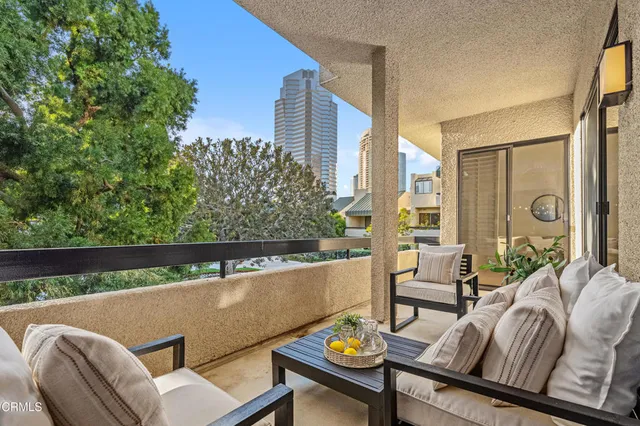 $1,365,000 | 2329 Century Hill, Los Angeles, CA 90067