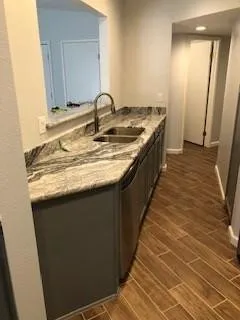 $2,100 | 4354 East Sandia Street, Phoenix, AZ 85044