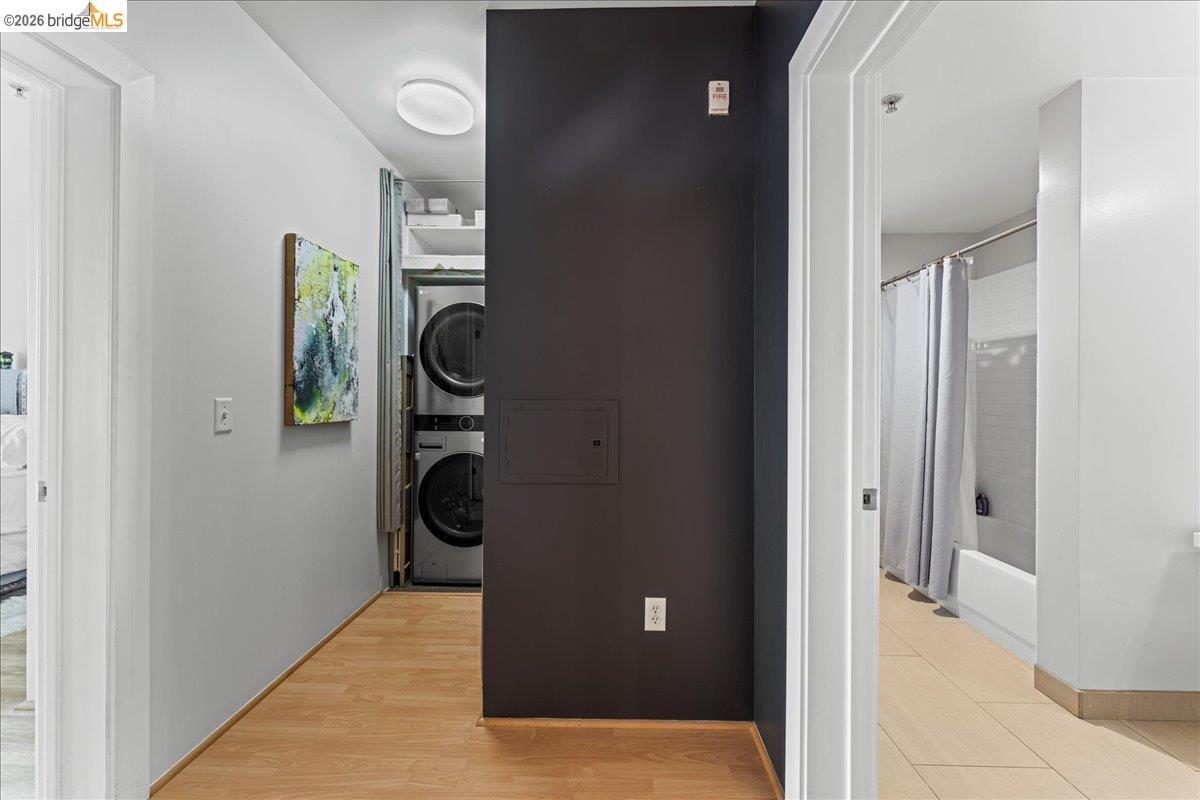 1201 Pine Street, Unit 354 Oakland, CA 94607 - Photo 25 of 26 a view interior of a house and hallway