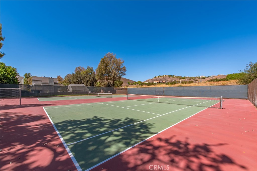 2450 Stow Street Simi Valley, CA 93063 - Photo 22 of 24
