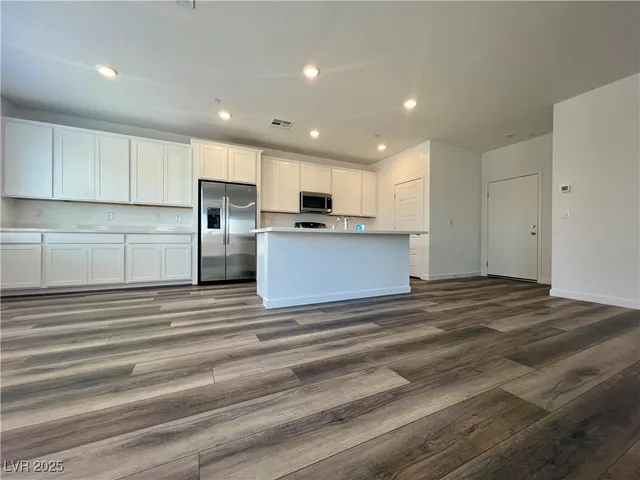 $2,785 | 308 Mount Tyndall Street, Henderson, NV 89015