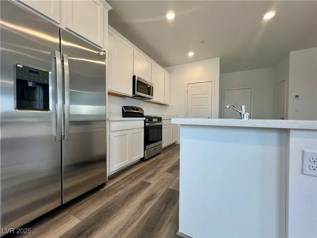 $2,785 | 308 Mount Tyndall Street, Henderson, NV 89015