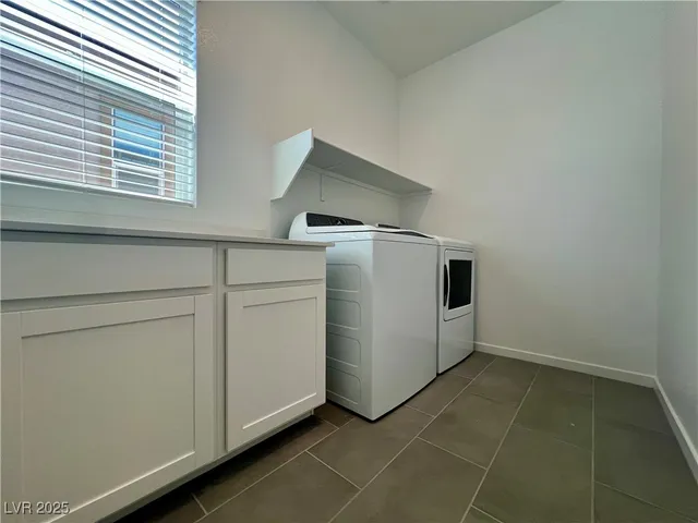 $2,785 | 308 Mount Tyndall Street, Henderson, NV 89015