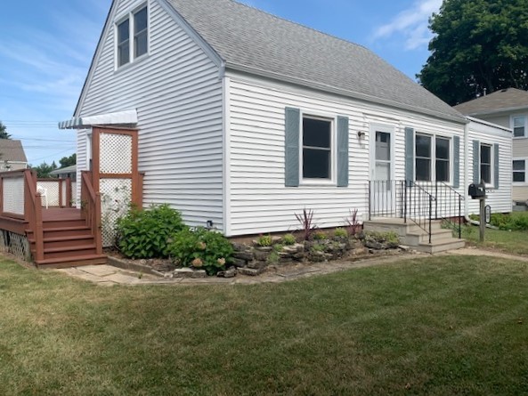 708 Woolf Court Rochelle, IL 61068 - Photo 2 of 26