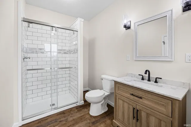 $275,000 | 102 South Sheets Street, Oxford, IN 47971