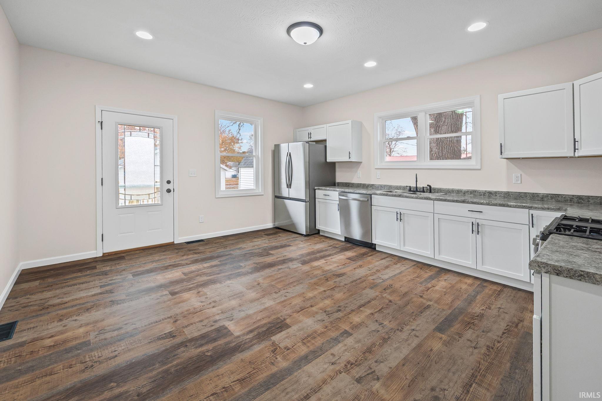 102 South Sheets Street Oxford, IN 47971 - Photo 32 of 36