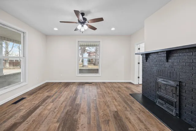 $275,000 | 102 South Sheets Street, Oxford, IN 47971