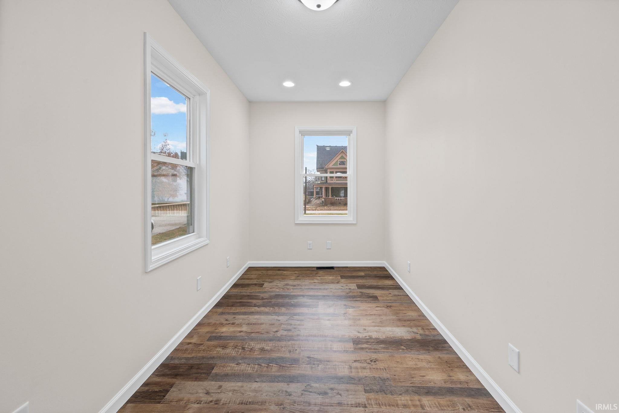 102 South Sheets Street Oxford, IN 47971 - Photo 6 of 36