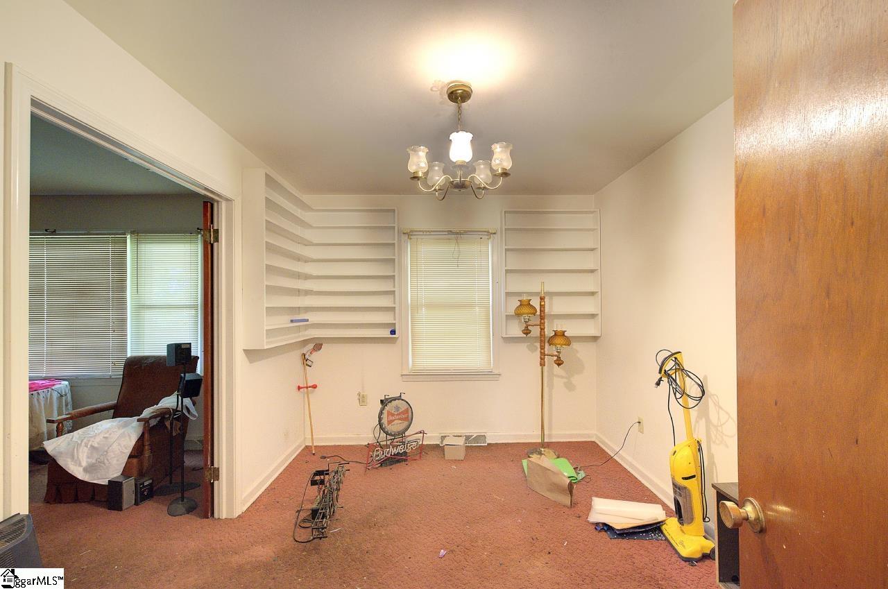 1105 East Georgia Road Simpsonville, SC 29681 - Photo 25 of 41