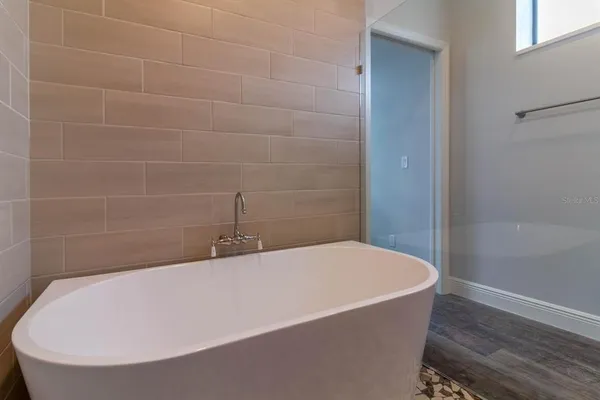 a bathroom with a bathtub