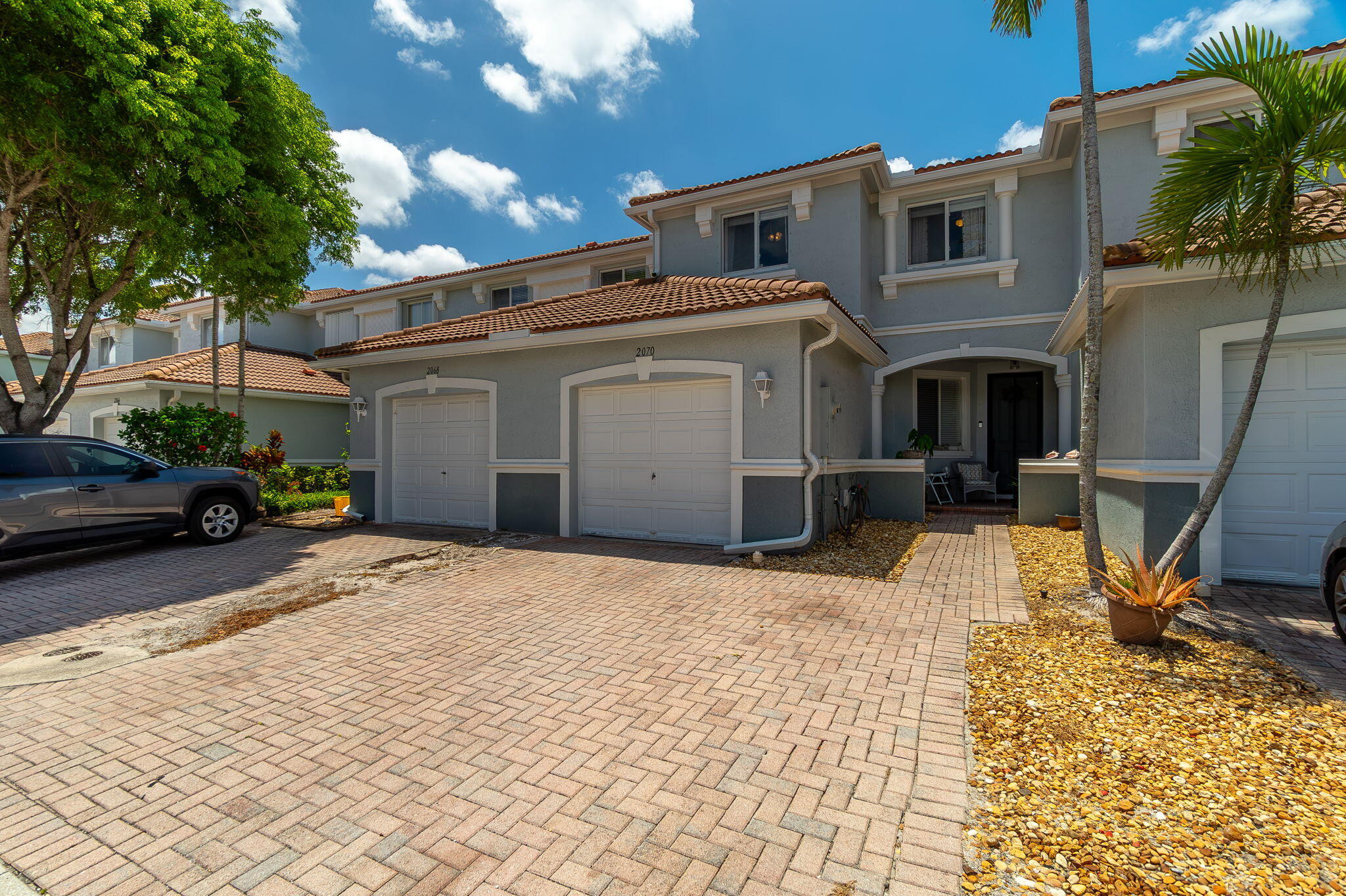 2070 Oakhurst Way Riviera Beach, FL 33404 - Photo 1 of 32 Front