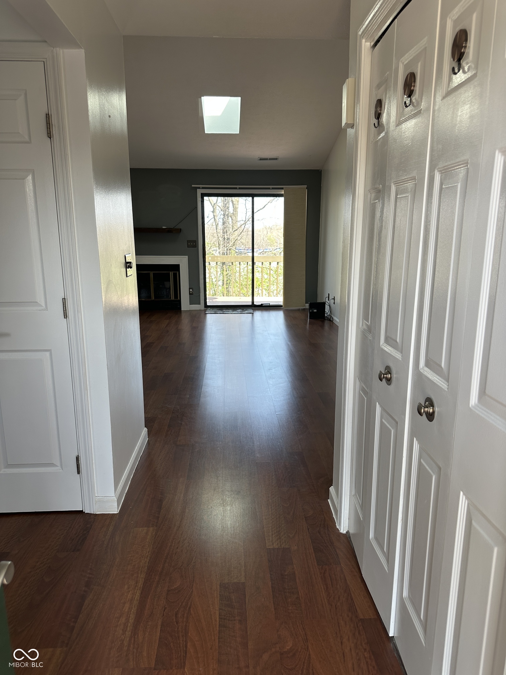 69 Lookout Ridge Drive Columbus, IN 47201 - Photo 4 of 29 Gallery Image 4