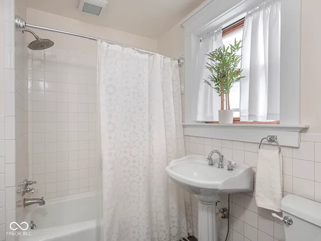 $230,000 | 2161 North Meridian Street, Unit 4, Indianapolis, IN 46202