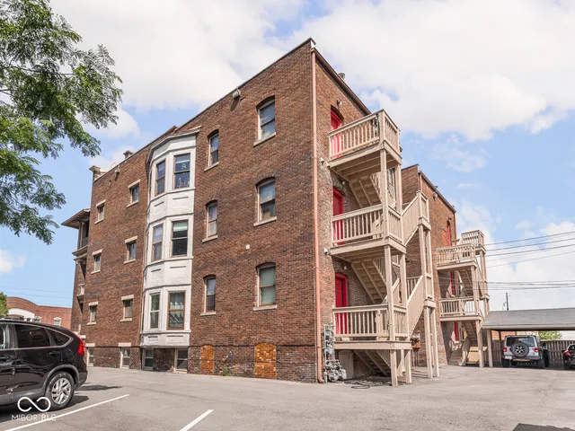 $230,000 | 2161 North Meridian Street, Unit 4, Indianapolis, IN 46202