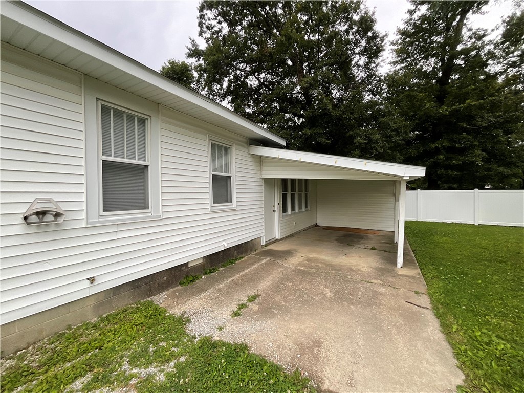 2400 North Raney Street Effingham, IL 62401 - Photo 3 of 25