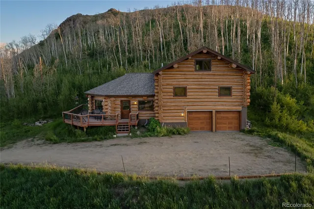 a view of a big yard