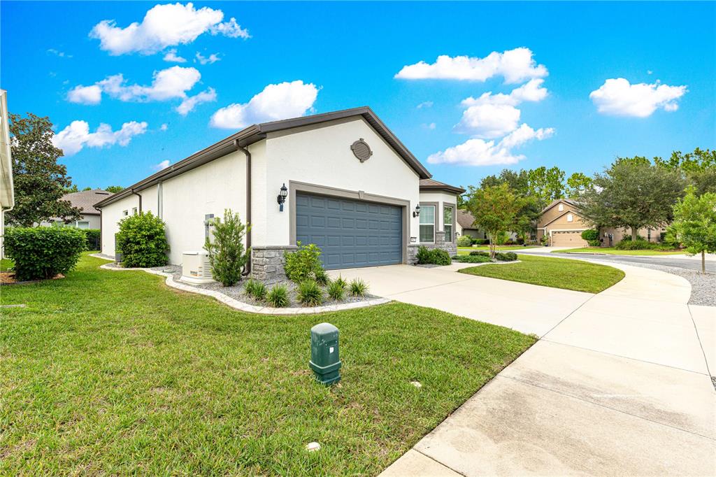 9147 Southwest 65th Loop Ocala, FL 34481 - Photo 41 of 58 Gallery Image 41