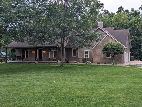 $625,000 | 705 North River Road, Bristol, IN 46507
