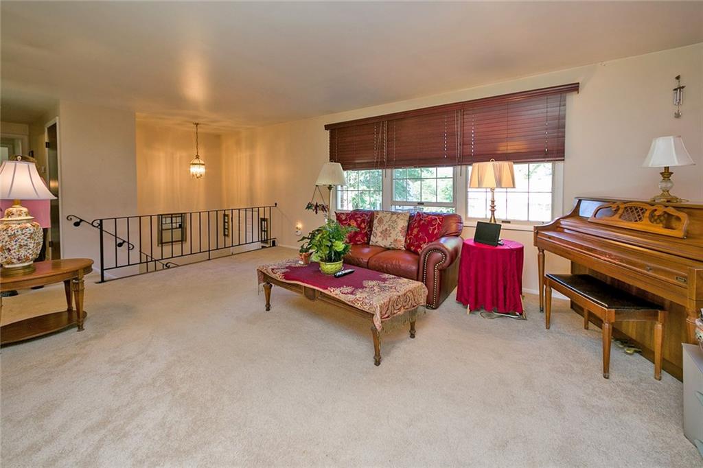2170 Ramsey Road Monroeville, PA 15146 - Photo 4 of 25 Gallery Image 4