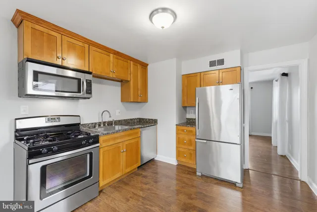 $4,000 | 5402 South 12th Street South, Arlington, VA 22204