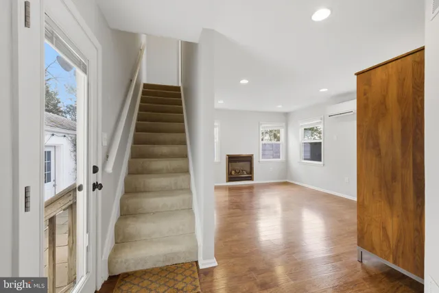 $4,000 | 5402 South 12th Street South, Arlington, VA 22204