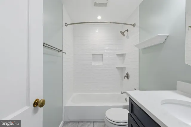 $4,000 | 5402 South 12th Street South, Arlington, VA 22204