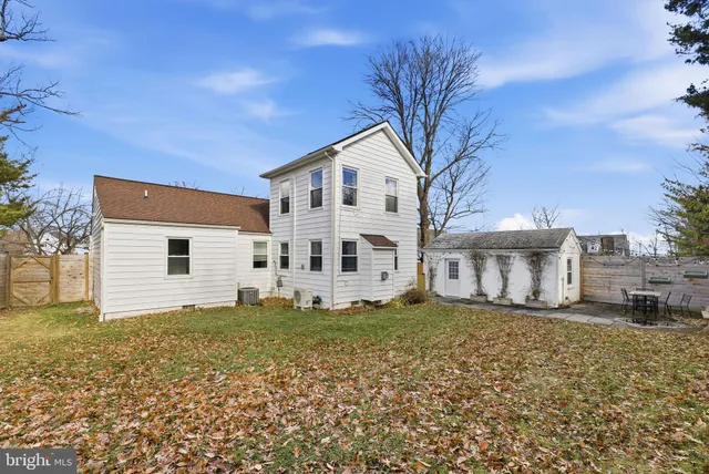 $4,000 | 5402 South 12th Street South, Arlington, VA 22204