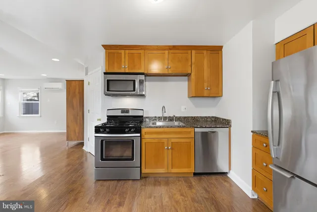 $4,000 | 5402 South 12th Street South, Arlington, VA 22204