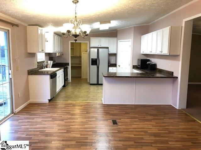 181 Davis Road Easley, SC 29640 - Photo 5 of 18