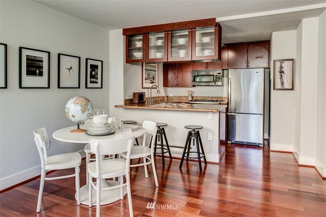 1105 Spring Street, Unit 401 Seattle, WA 98104 - Photo 7 of 15