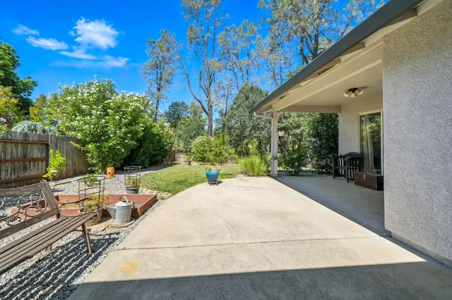 $391,000 | 4378 Nightbird Way, Redding, CA 96001