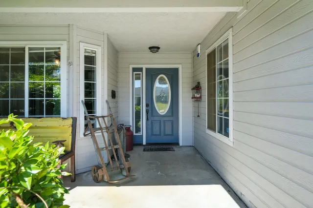 $391,000 | 4378 Nightbird Way, Redding, CA 96001