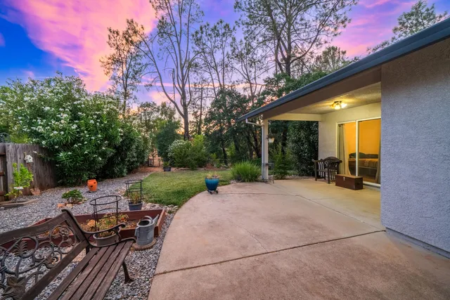 $391,000 | 4378 Nightbird Way, Redding, CA 96001