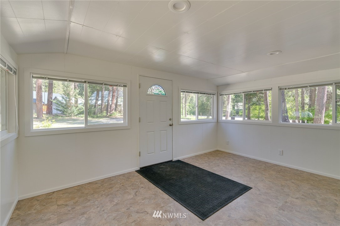 2319 Pine Tree Road Leavenworth, WA 98826 - Photo 2 of 16 Gallery Image 2