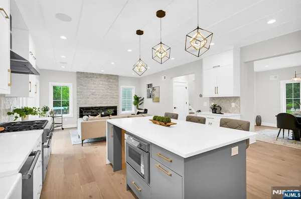 $1,999,000 | 176 Harrow Road, Westfield, NJ 07090