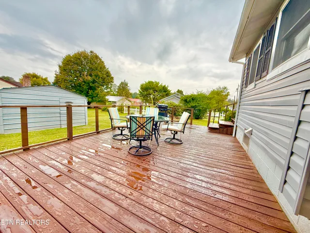 $159,900 | 156 Holmes Street, Jonesville, VA 24263