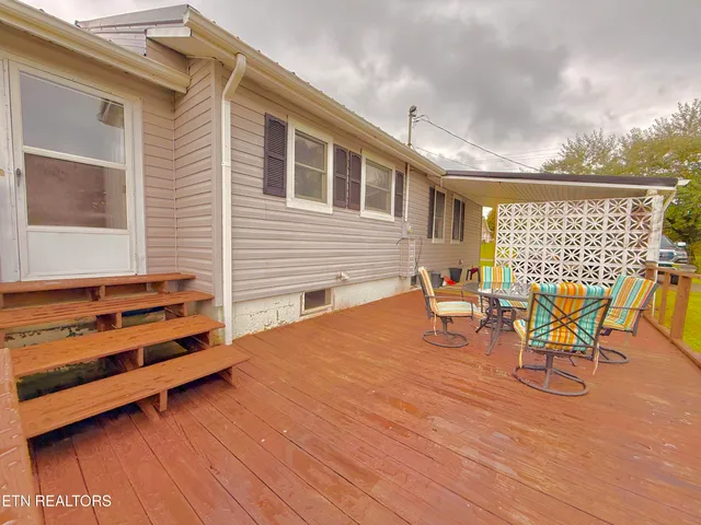 $159,900 | 156 Holmes Street, Jonesville, VA 24263