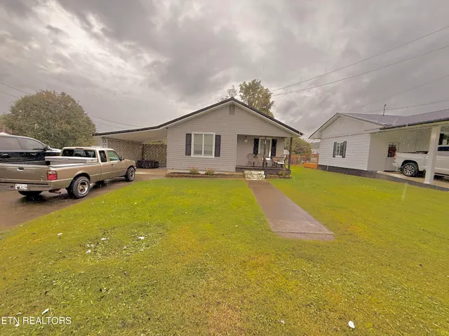 $159,900 | 156 Holmes Street, Jonesville, VA 24263