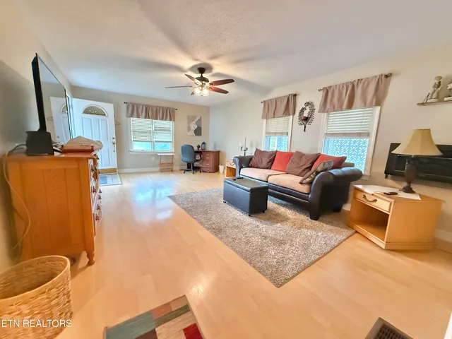 $159,900 | 156 Holmes Street, Jonesville, VA 24263