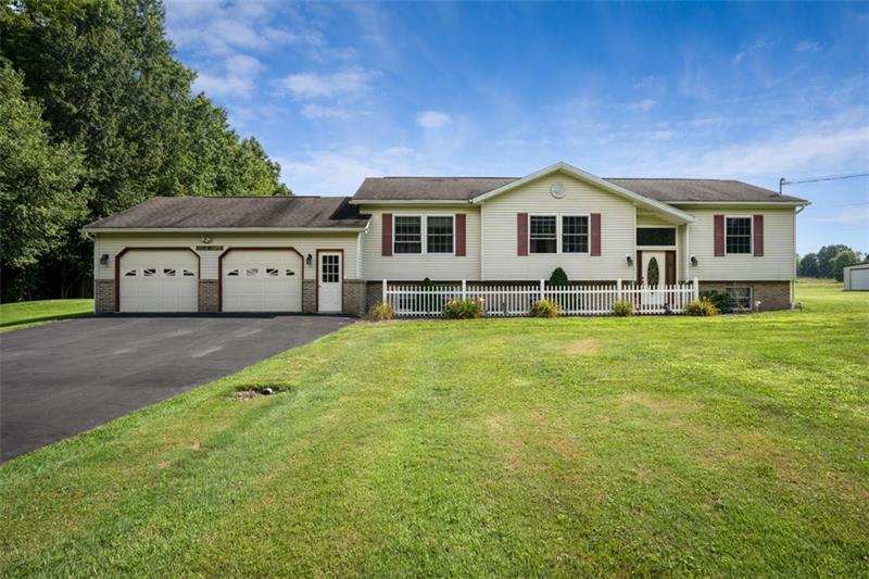 1000 Shady Lane Road Pulaski, PA 16143 - Photo 2 of 19 Gallery Image 2