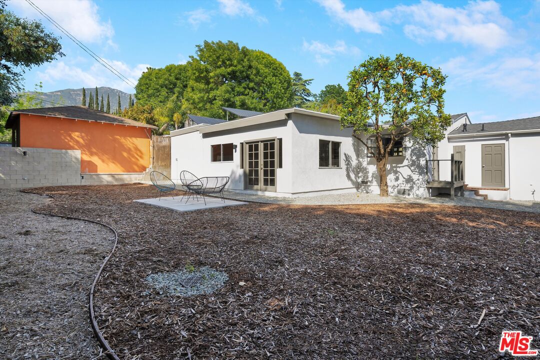 3061 Highview Avenue Altadena, CA 91001 - Photo 24 of 30 a view of a house with a yard
