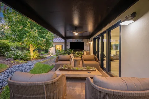 $3,695,000 | 18660 Long Lake Drive, Boca Raton, FL 33496