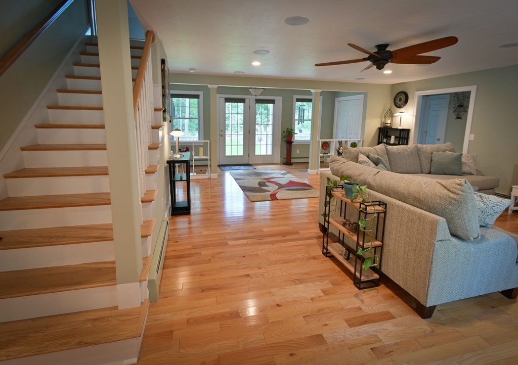 21 Shirley Road Townsend, MA 01469 - Photo 11 of 23