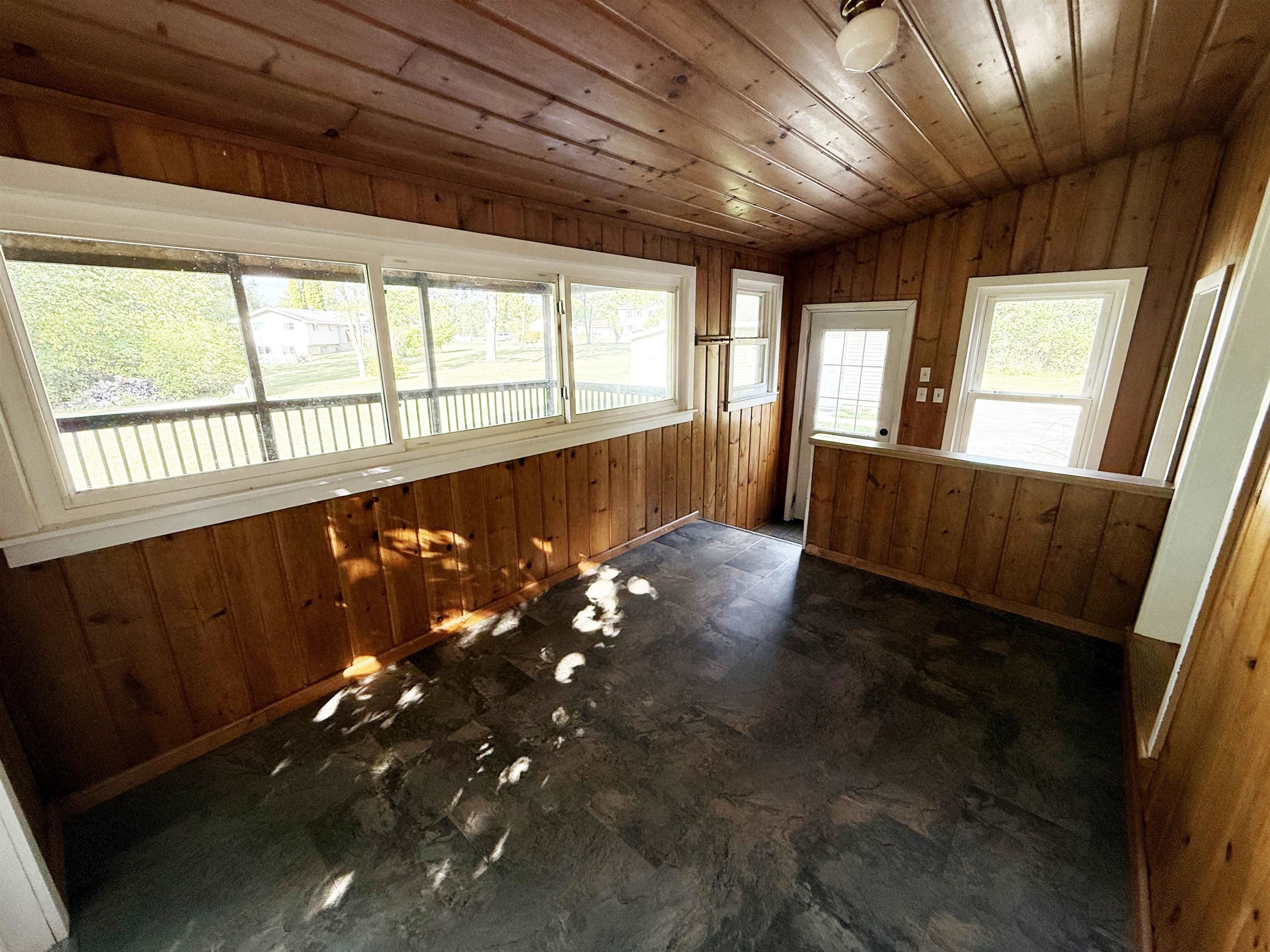 215 East Surrey Road Farwell, MI 48622 - Photo 22 of 40 Gallery Image 22